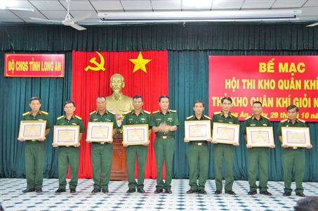 LLVT Long An bế mạc Hội thi kho quân khí tốt, thủ kho quân khí giỏi