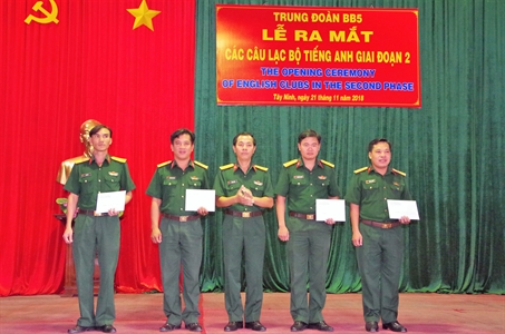 Trung đoàn  5, Sư đoàn 5: Ra mắt Câu lạc bộ tiếng Anh giai đoạn 2