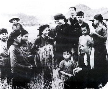 Lời Bác Hồ dạy ngày này năm xưa: “Nông dân là một lực lượng rất to lớn của dân tộc, một đồng minh rất trung thành của giai cấp công nhân”.