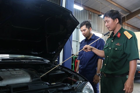 Đại úy Nguyễn Hữu Tuấn: "Vinh dự lớn nhất là học trò trưởng thành"