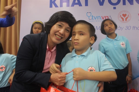 Mang “Khát vọng sáng” cho người khiếm thị