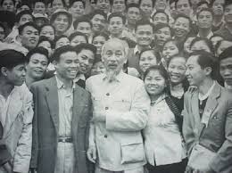 Lời Bác Hồ dạy ngày này năm xưa: Thanh niên ta có vinh dự to thì cũng có trách nhiệm lớn