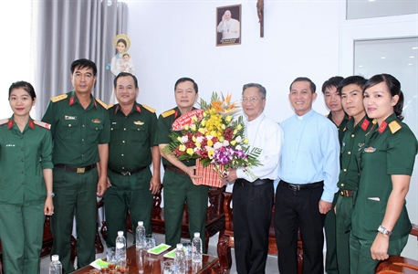Bộ CHQS tỉnh Bình Thuận thăm và chúc mừng Giáng sinh 2018