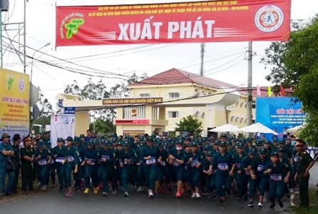 Giải Việt dã chào mừng kỷ niệm 40 năm huyện Cần Giờ sáp nhập vào Thành phố Hồ Chí Minh