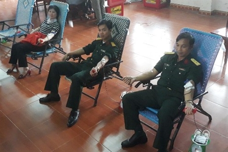 LLVT huyện Đơn Dương, tỉnh Lâm Đồng hiến máu nhân đạo