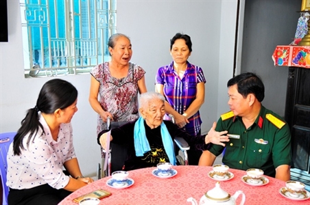 LLVT Thành phố Hồ Chí Minh phối hợp thực hiện công tác xã hội tại huyện Hóc Môn