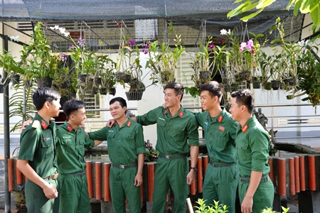 Chia tay một thời quân ngũ