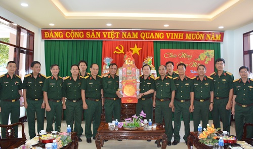 Thiếu tướng Nguyễn Minh Hoàng thăm, chúc Tết Trường bắn Quốc gia khu vực 3 và các đơn vị tại tỉnh Bình Thuận