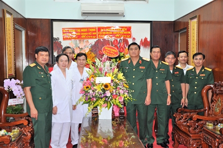 Thiếu tướng Võ Văn Thi chúc mừng các Bệnh viện ngày Thầy thuốc Việt Nam