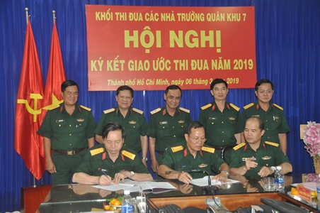 Khối thi đua các Nhà trường Quân khu 7 ký kết giao ước thi đua năm 2019