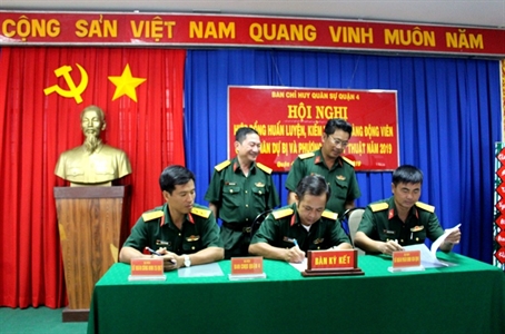 LLVT Quận 4 hiệp đồng huấn luyện Dự bị động viên