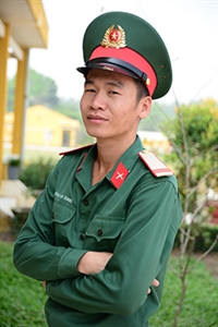 Trung sĩ Dương Văn Giang - Nhặt được của rơi tìm người trả lại
