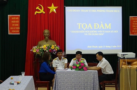 Lữ đoàn 681, Vùng 2 Hải quân tọa đàm “Thanh niên nói không với tệ nạn xã hội và tín dụng đen”