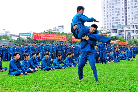 Nâng cao bản lĩnh, kỹ năng xử lý tình huống cho dân quân