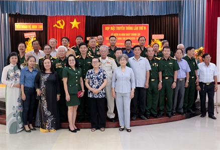 Tiểu đoàn Vệ binh 180 họp mặt kỷ niệm ngày truyền thống