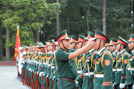 Tiểu đoàn Vệ binh 180 tiếp nối truyền thống vẻ vang