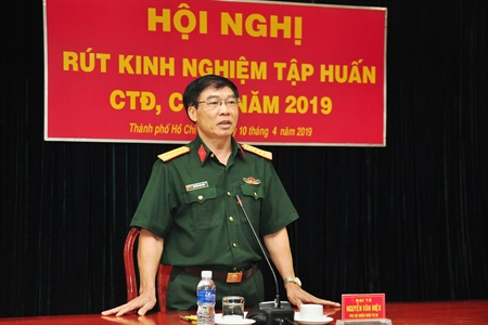 Rút kinh nghiệm tập huấn công tác Đảng, công tác chính trị năm 2019 trong LLVT Quân khu