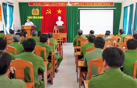 Lữ đoàn 681, Vùng 2 Hải quân tuyên truyền biển, đảo cho Công an tỉnh Bình Thuận