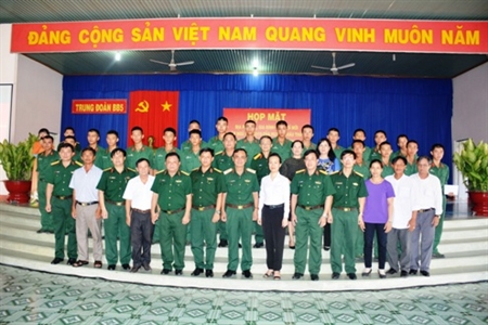 Trung đoàn 5 tổ chức họp mặt địa phương, gia đình chiến sĩ mới