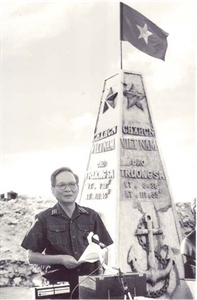 Bộ trưởng Bộ Quốc phòng Lê Đức Anh trong những năm đầu đất nước đổi mới