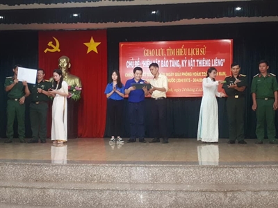 Bảo tàng Quân khu 7 tổ chức hoạt động chào mừng ngày Quốc tế Bảo tàng