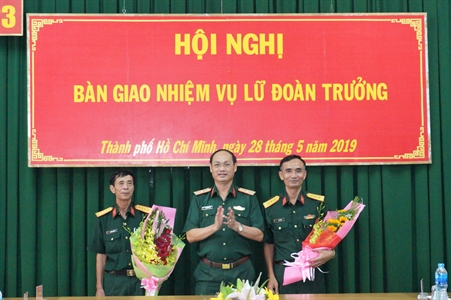 ​Bàn giao nhiệm vụ Lữ đoàn trưởng Lữ đoàn thông tin 23