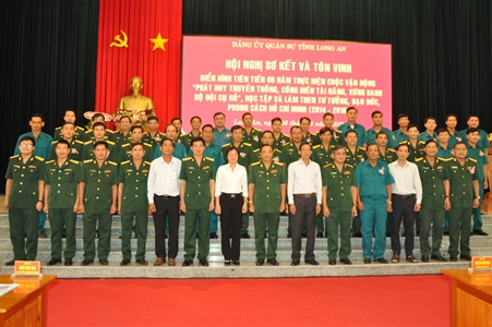 Bộ CHQS tỉnh Long An tôn vinh điển hình tiên tiến