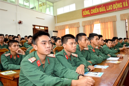 Trường Cao đẳng Quân y 2 khai giảng lớp nhân viên quân y đại đội khóa 36