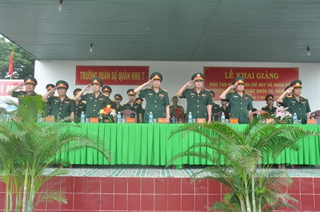 Trường Quân sự Quân khu 7 khai giảng đào tạo Hạ sĩ quan chỉ huy và nhân viên chuyên môn kỹ thuật khóa 55