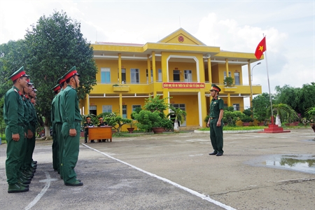 Trường bắn Quốc gia Khu vực 3 hội thi cán bộ huấn luyện điều lệnh, rèn luyện thể lực giỏi