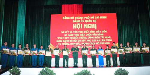 Đảng ủy Quân sự TP. Hồ Chí Minh tuyên dương 86 tập thể, cá nhân thực hiện Chỉ thị 788
