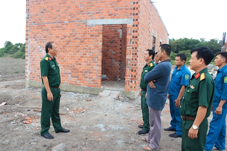 Bộ CHQS tỉnh Tây Ninh kiểm tra tiến độ xây dựng khu dân cư chốt biên giới
