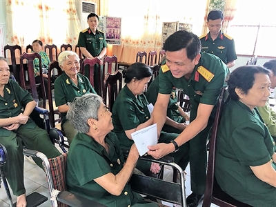 Thành phố Hồ Chí Minh thăm Trung tâm điều dưỡng thương binh và người có công Long Đất, tỉnh BR – VT