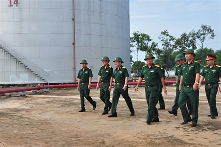 Trung tướng Trần Hoài Trung thăm, nắm tình hình thực hiện nhiệm vụ của Kho VK102