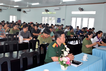 Ban CHQS huyện Hóc Môn bồi dưỡng kiến thức quốc phòng và an ninh cho cán bộ đối tượng 4