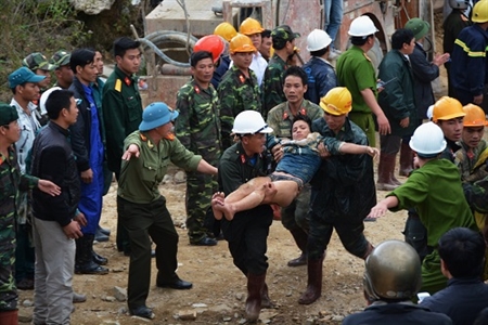 Bộ CHQS tỉnh Lâm Đồng: Phát huy bài học kinh nghiệm từ thực tiễn phong trào thi đua