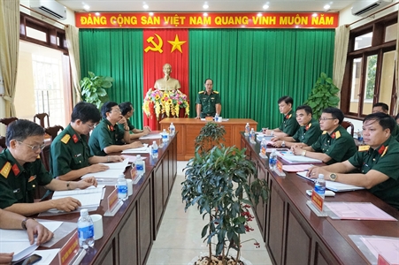 Quân khu 7 kiểm tra thực hiện Quy chế dân chủ cơ sở tại Lữ đoàn 25