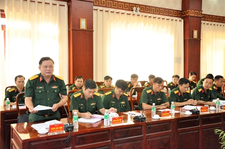 Quân khu 7 kiểm tra thực hiện quy chế dân chủ cơ sở Đảng ủy Sư đoàn 5