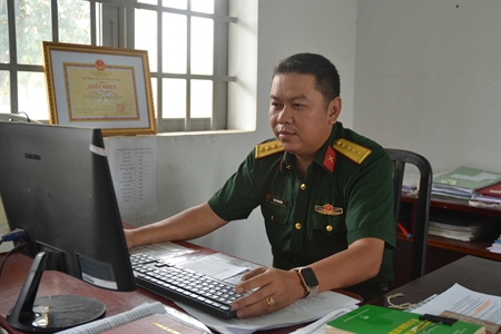 Đại úy Trần Trung  Hậu tận tâm, trách nhiệm với công tác chính sách