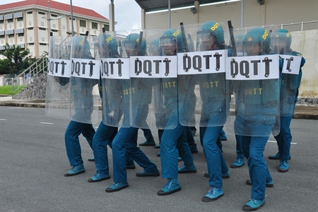 Dân quân xã Phong Phú - Huấn luyện giỏi, công tác tốt