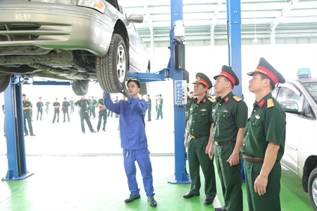 Quân khu 7: Bế mạc tập huấn công tác kỹ thuật năm 2019