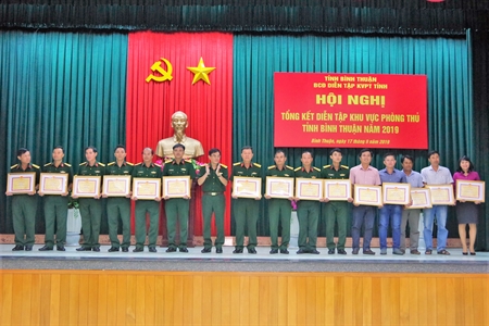 Tỉnh Bình Thuận tổng kết diễn tập khu vực phòng thủ năm 2019
