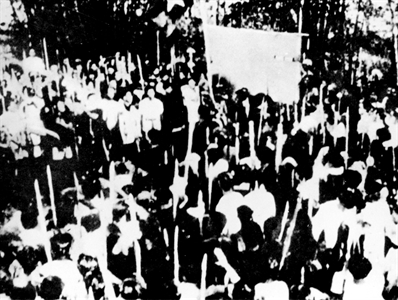 “Mùa thu rồi, ngày hăm ba…”