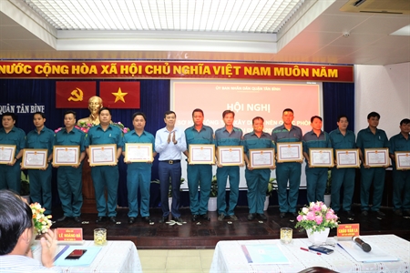 Quận Tân Bình sơ kết 10 năm xây dựng nền quốc phòng toàn dân