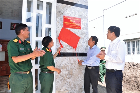 Quân khu 7 khánh thành Điểm dân cư liền kề Chốt dân quân biên giới Mỹ Quý Tây