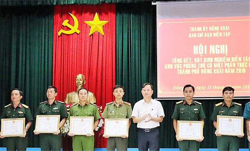 Thành phố Đồng Xoài, tỉnh Bình Phước tổng kết diễn tập khu vực phòng thủ