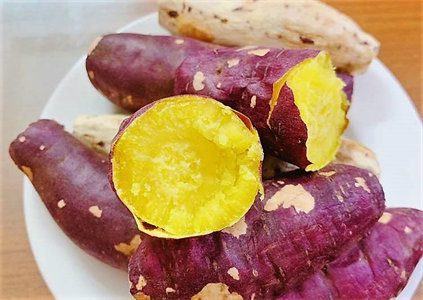 Khoai lang nhà nghèo