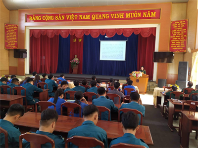 Ban CHQS thị xã Thuận An, Bộ CHQS tỉnh Bình Dương hưởng ứng Ngày Pháp luật nước CHXHCN Việt Nam