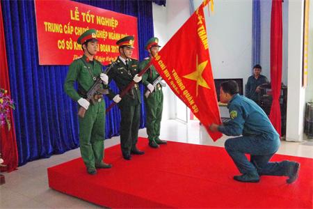 Trường Quân sự tỉnh Tây Ninh bế giảng lớp trung cấp chuyên nghiệp ngành quân sự cơ sở