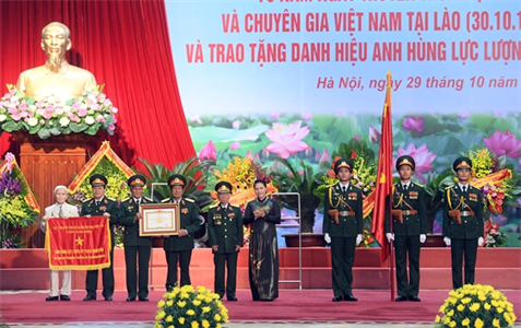 Tổ chức trọng thể Lễ kỷ niệm 70 năm Ngày truyền thống Quân tình nguyện và Chuyên gia Việt Nam tại Lào và trao tặng danh hiệu Anh hùng LLVT nhân dân